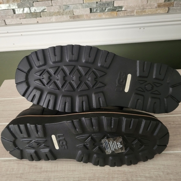 UGG Ritter Boot Black Treadlite Men's New Size 10 - Picture 3 of 11